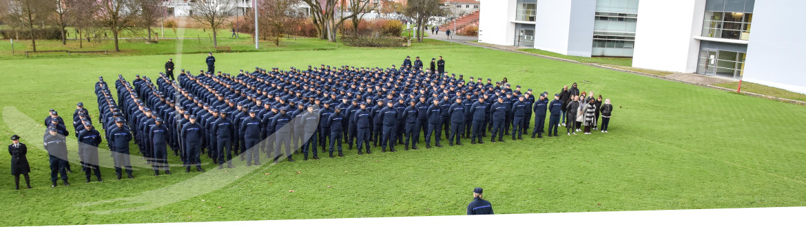 Arrivée de la 220e promotion d'élèves surveillants