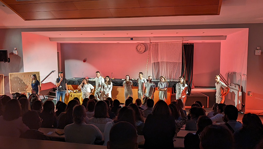 Derrière le voile 3