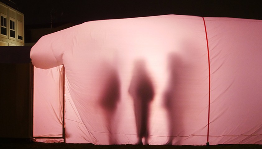 Qu’est-ce qu’une migration ? Un déplacement ? Comment les artistes nous invitent à nous questionner sur ces thématiques ?  