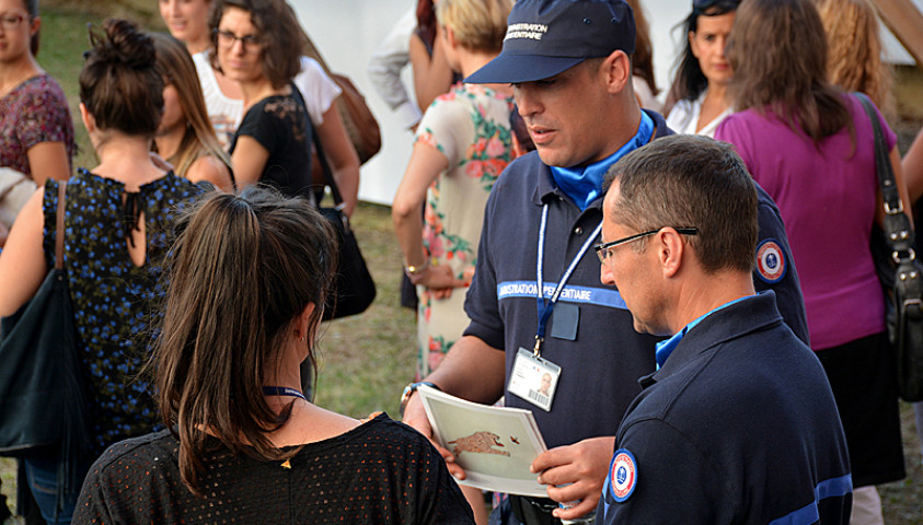 Résidence d'artiste : Arnaud Théval, le tigre et le papillon - épisode 6