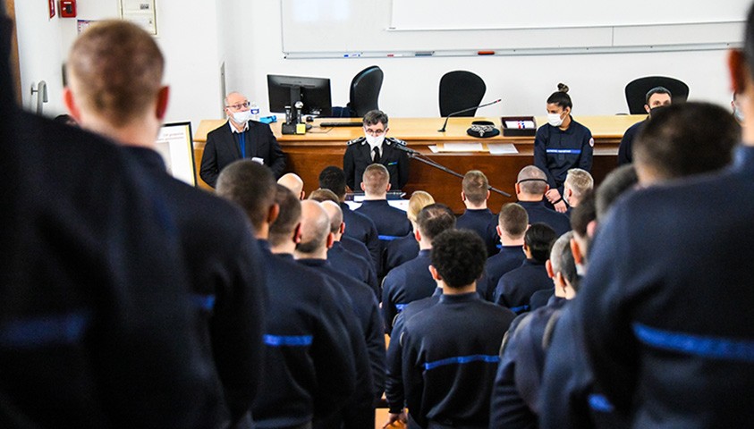 Fin de formation de la 210e promotion d’élèves surveillants – Promotion « Louis Perrot » 