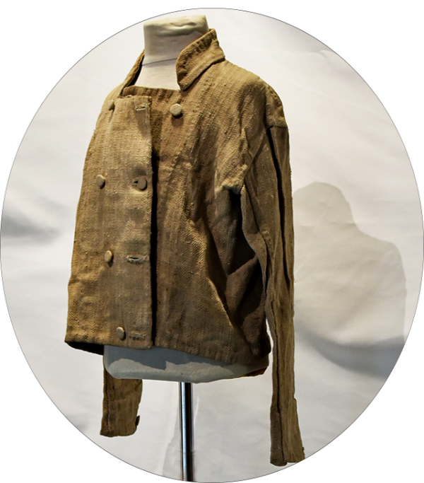 Tenue pénale pour jeune colon. Collection Enap-Crhcp